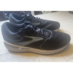 Brooks Beast 20 Running Shoes Sneakers Men's Size 12 D Black Athletic